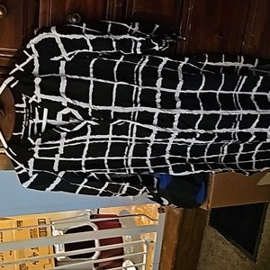 !!.        Ladies XS dress